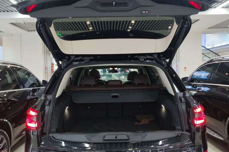 Used BMW X5 2022 Restyled xDrive 30Li Luxury Version M Sport Package
