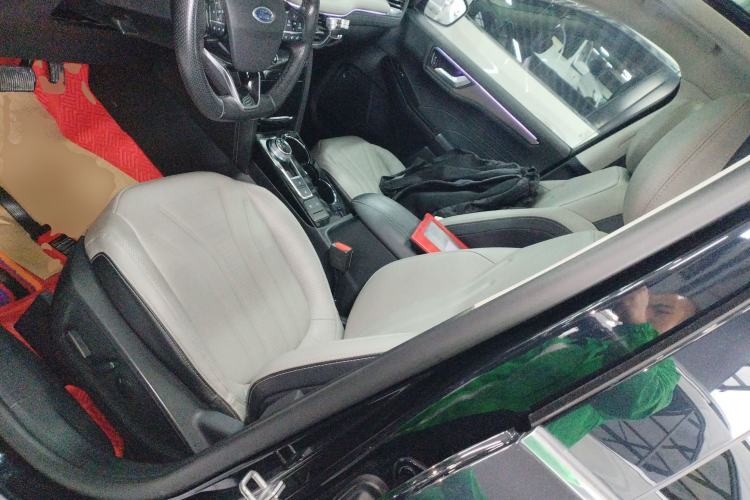 Used Ford Escape 2020 EcoBoost 245 Two-Wheel-Drive Titanium Edition