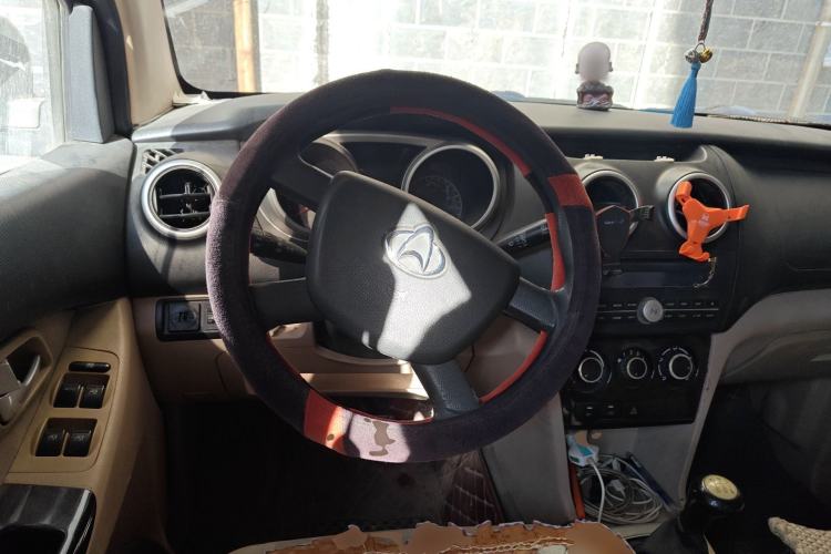 Used CHANGAN KAICHENG Ounuo S 2013 1.5L Elite Model Steering Wheel