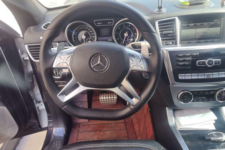 Used Mercedes-Benz GL-Class AMG 2013 AMG GL 63 Steering Wheel