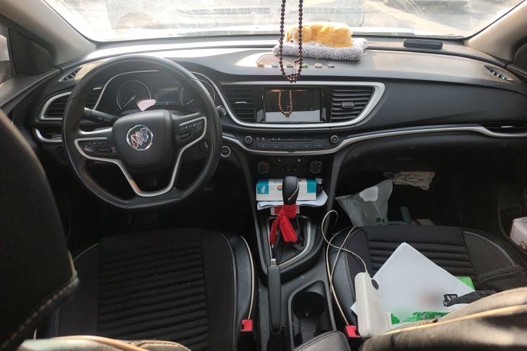 Used Buick GT 2021 Revised Version 1.3T Automatic Mild Hybrid Elite Edition Center Console