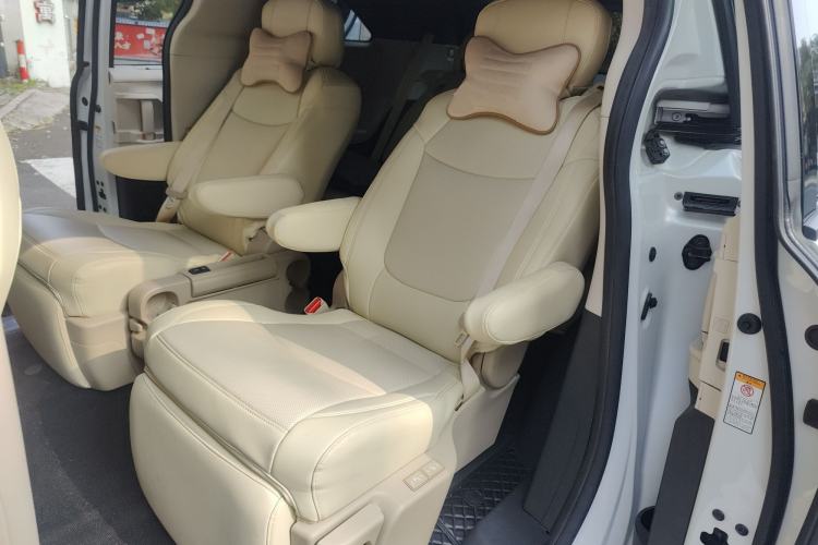 Used Toyota SIENNA 2021 2.5L Hybrid Premium Edition