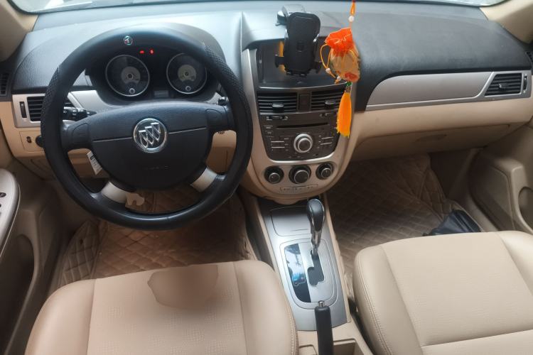 Used Buick Excelle 2013 1.5L Automatic Classic Model
