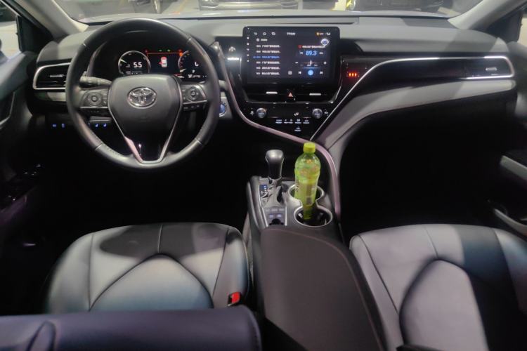 Used Toyota Camry 2021 Dual-Motor 2.5HG Luxury Edition Center Console