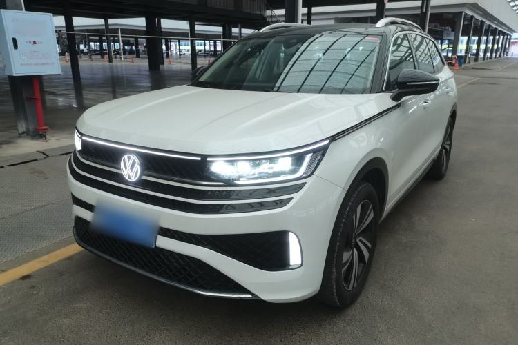 Used Volkswagen Tavendor 2024 380TSI All-Wheel-Drive R-Line Cruise Premium Edition