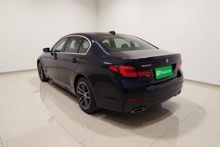 Used BMW 5 Series 2022 Restyled 525Li Luxury Package Exterior 3