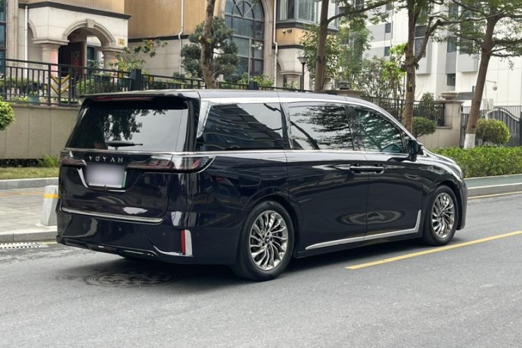 Used VOYAH Dream 2024 PHEV Ultra-Long Range Flagship Edition