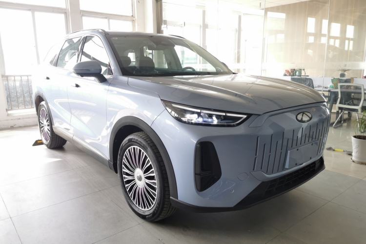 Used Chery Fengyun T9 2024 120 Long-Range Flagship Version 7 Seats Ternary Lithium Front Right 45 Deg