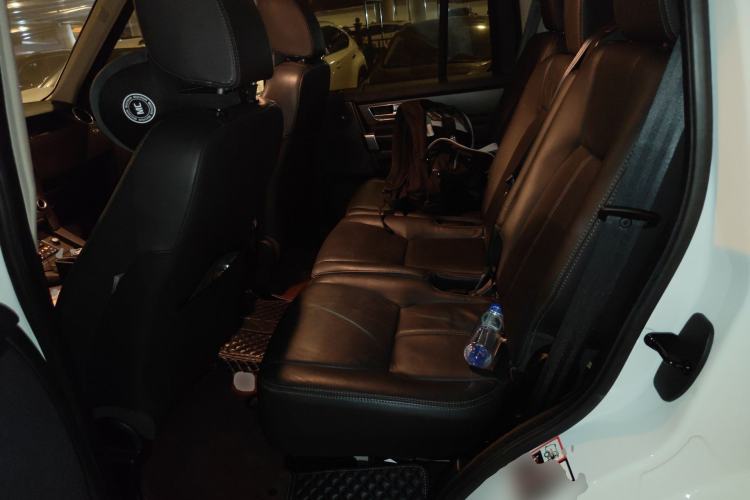 Used Land Rover Discovery 2016 3.0 SC Obsidian Black Heritage Edition HSE