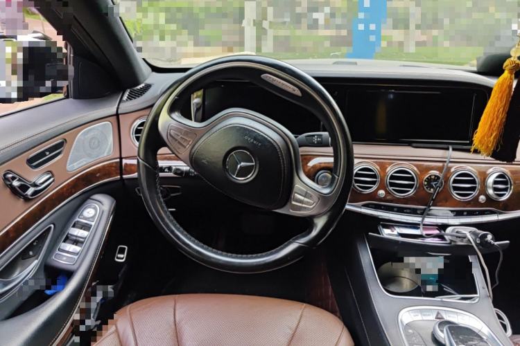 Used Mercedes-Benz S-Class 2014 S 320 L Luxury Model Steering Wheel
