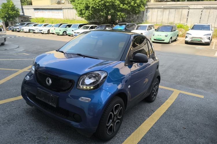 Used smart fortwo 2019 0.9T 66kW Hardtop Engine Version China VI Emission Standard