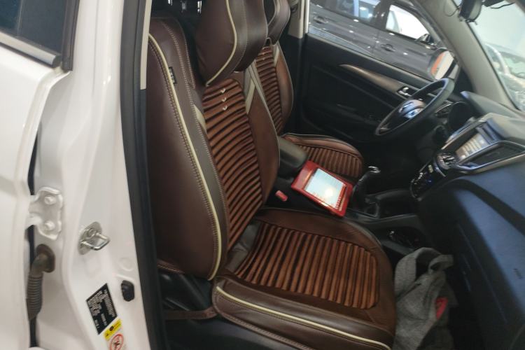 Used CHANGAN CS75 2014 2.0L Manual Leading Version China IV Standard Right Front Seat