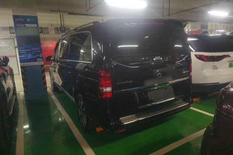 Used Mercedes-Benz Vito 2023 2.0T Business Version 7 Seats Rear Left 45 Deg