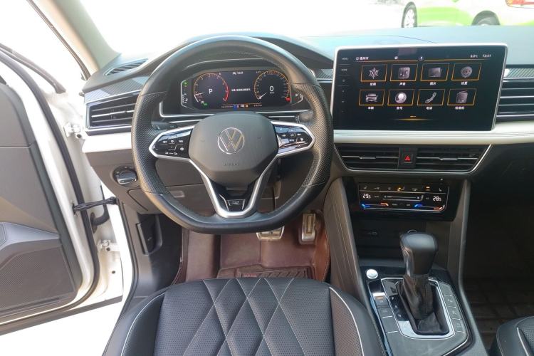 Used Volkswagen Tiguan L 2022 330TSI Automatic Two-Wheel Drive R-Line Enhanced Edition