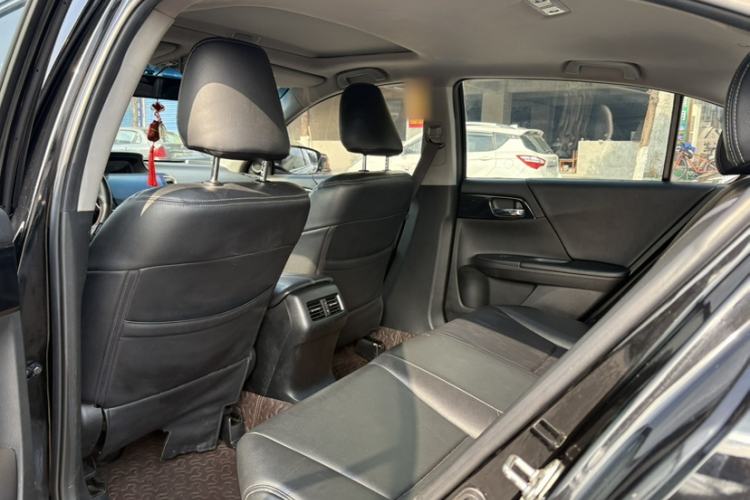 Used Honda Accord 2016 2.0L Comfort Edition
