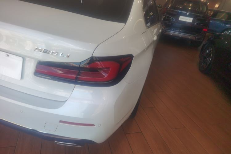 Used BMW 5 Series 2021 525Li Luxury Package
