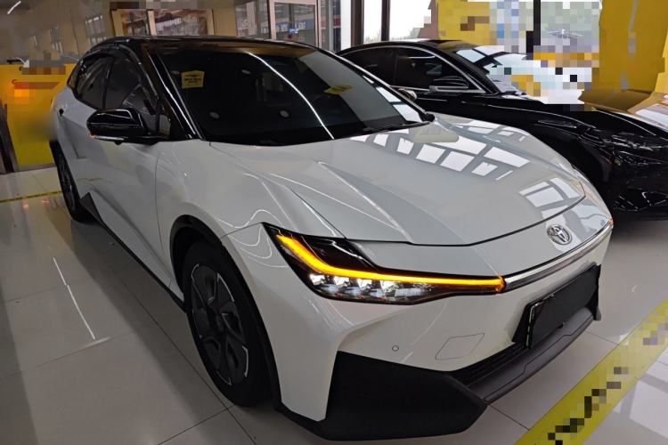 Used Toyota bZ3 2023 517 km Elite PRO