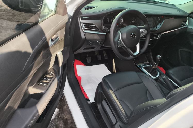 Used Changan CS35PLUS 2021 Honor Million Edition 1.6L Manual Elite Model
