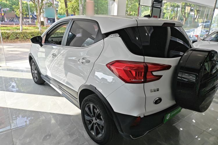 Used BYD Yuan New Energy 2019 EV535 Smart Connect Trendsetting Model
