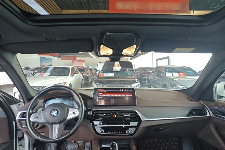 Used BMW 5 Series 2023 Restyled 530Li Leading Edition M Sport Package