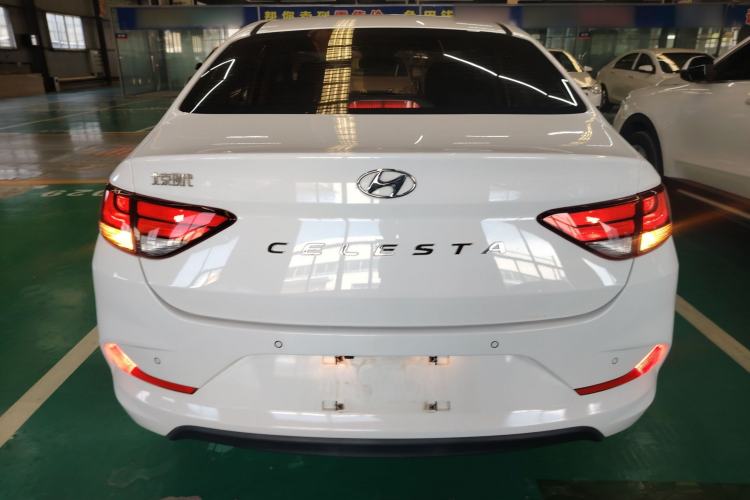 Used Hyundai Celesta 2018 1.6L Automatic GL Enjoyment Edition China VI compliant Rear