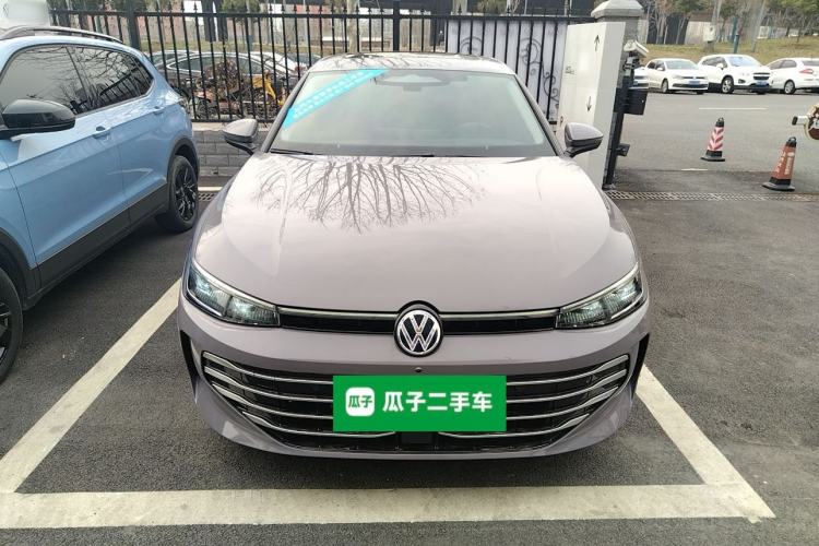 Used Volkswagen Passat 2025 Pro 380TSI Dragon Supreme Edition