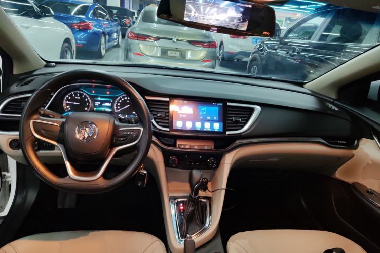 Used Buick GT 2017 15N Automatic Elite Version Center Console