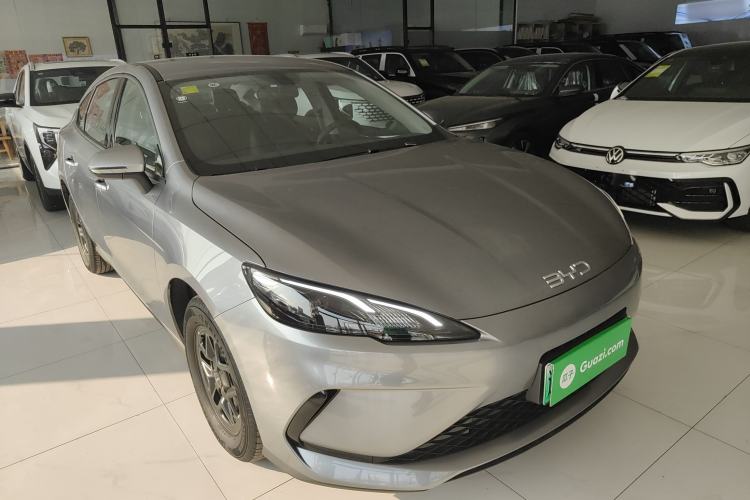 Used BYD Seal 05 DM-i 2026 DM-i 128KM Luxury Edition Front Right 45 Deg