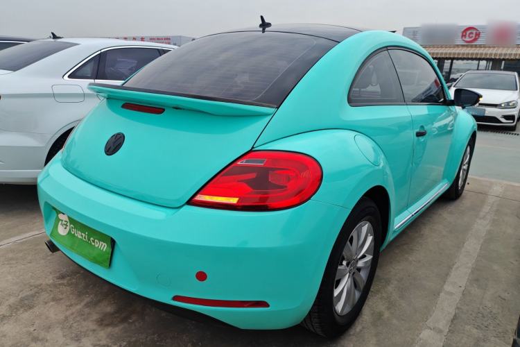 Used Volkswagen Beetle 2015 180TSI model
