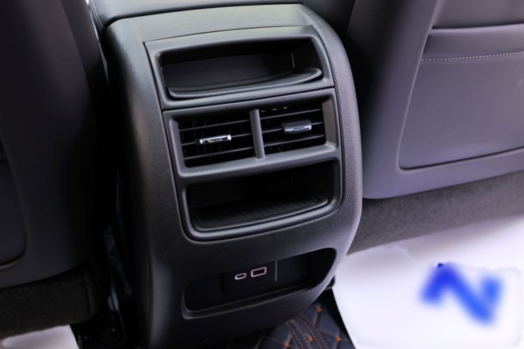 Used Cadillac XT5 2021 2.0T Four-Wheel Drive Premium Edition Interior 11