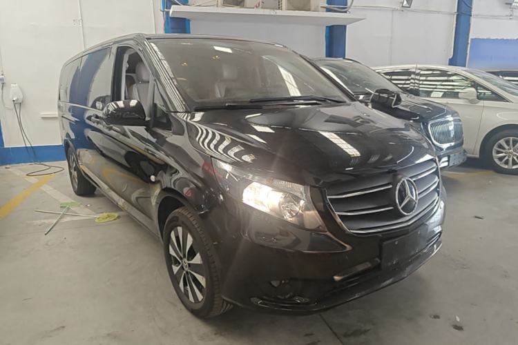 Used Mercedes-Benz Vito 2023 2.0T Elite Version 7 Seats
