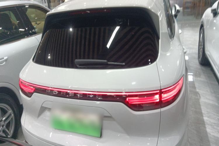 Used Porsche Cayenne E-Hybrid 2021 Cayenne E-Hybrid 2.0T Rear