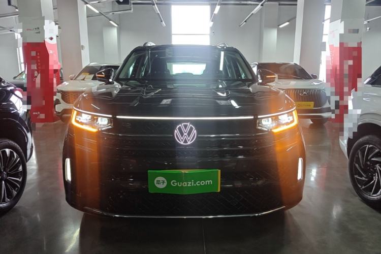 Used Volkswagen Tavendor 2024 380TSI All-Wheel Drive R-Line Cruise Edition