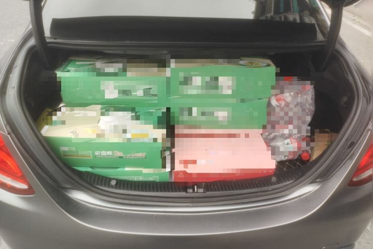 Used Mercedes-Benz C-Class 2018 C 200 Sport Edition Trunk