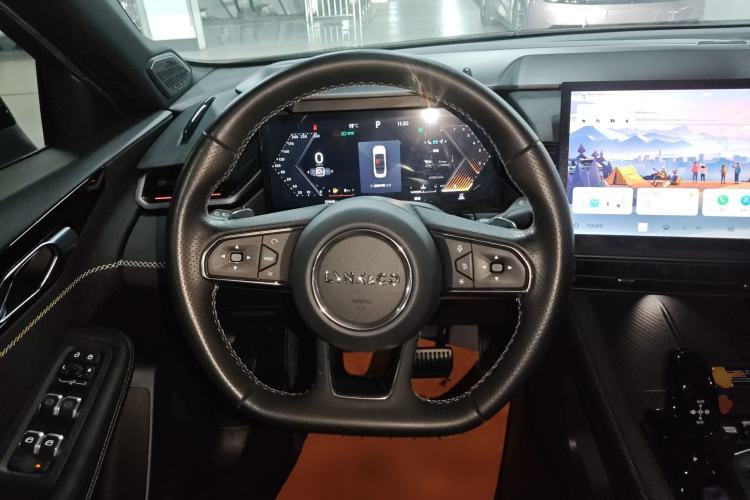 Used Lynk & Co 03 2023 2.0TD DCT JingPro Steering Wheel