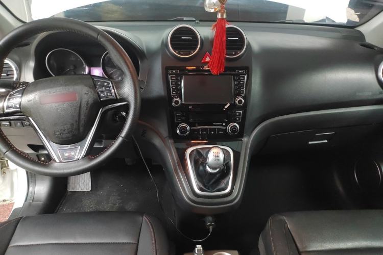 Used Haval H6 2014 Upgraded Model 2.0T Diesel Manual Two-Wheel Drive Elite Version