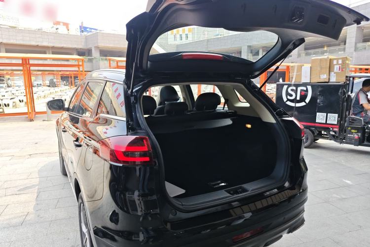 Used Geely Auto Emgrand X7 Sport 2018 1.8TD Automatic Two-Wheel Drive Smart Connect 4G Internet Edition