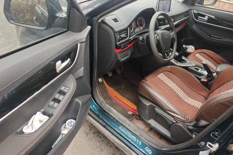 Used FORTHING T5 2022 Grand Edition 1.6L Manual Dream-Chasing Five-Seat Model
