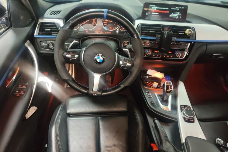 Used BMW 3 Series 2017 330i M Sport Edition Steering Wheel