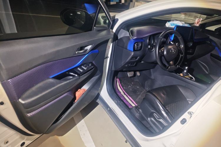 Used Toyota IZOA 2018 2.0L Yichi Edition China V Standard Driver Seat