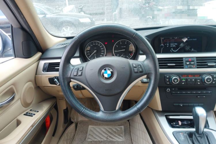 Used BMW 3 Series 2012 320i Luxury Edition