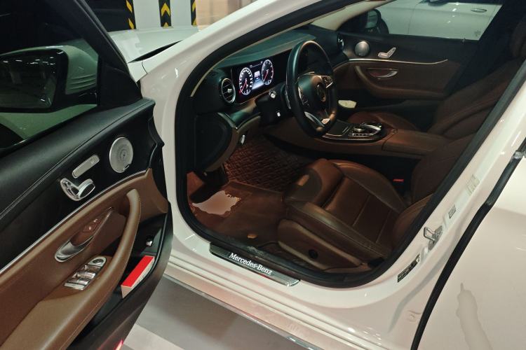 Used Mercedes-Benz E-Class 2018 Facelift E 200 L Sport Edition
