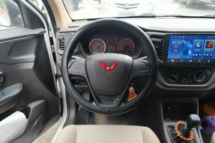 Used Wuling Hongguang V 2022 1.5L Jingqu Edition Electric-Assist LAR
