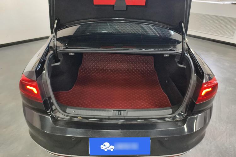 Used Volkswagen Magotan 2020 330TSI DSG Leading Model
