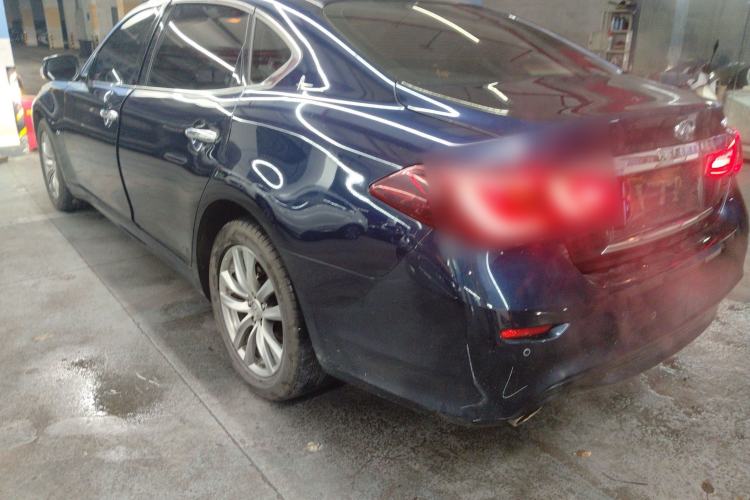 Used Infiniti Q70 2017 Q70L 2.5L Elite Edition Rear Left 45 Deg