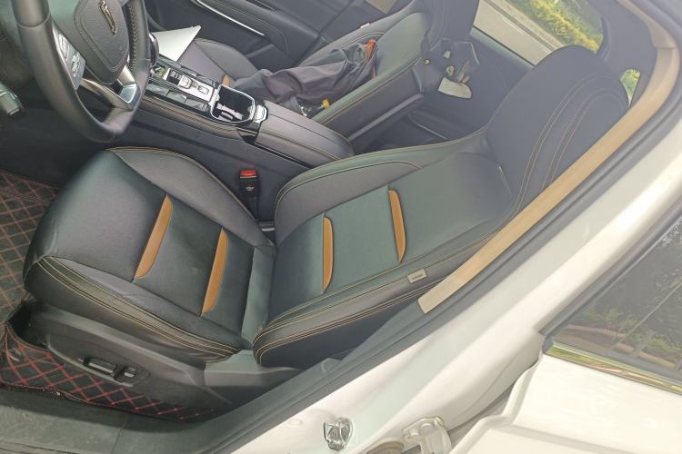 Used Bestune T77 2020 PRO 280 TID Automatic Prestige Model Left Front Seat