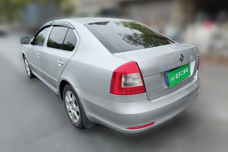 Used Skoda Octavia 2013 2.0L Automatic Yijie Edition Rear Left 45 Deg