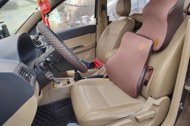 Used Wuling Hongguang 2014 1.5L S Comfort Model
