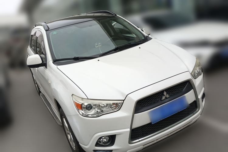 Used Mitsubishi ASX 2011 2.0 L Two-Wheel Drive XuanYi Version Front Right 45 Deg