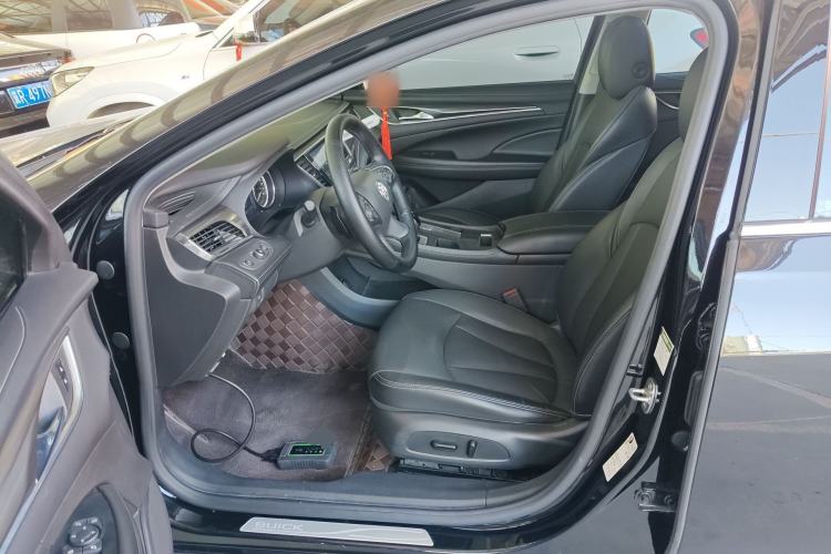 Used Buick LaCrosse 2022 652T Luxury Version Left Front Seat